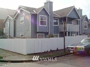 1221 E Barclay Ct, Seattle, WA
