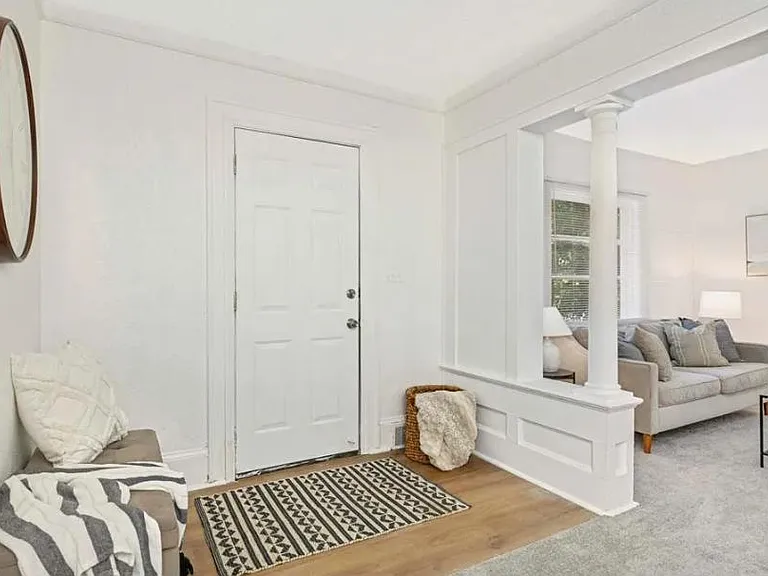 1501 Logan Ave N — Photo 7