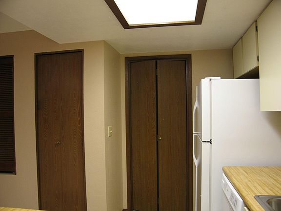 3rd image of 12716 NE 120th St