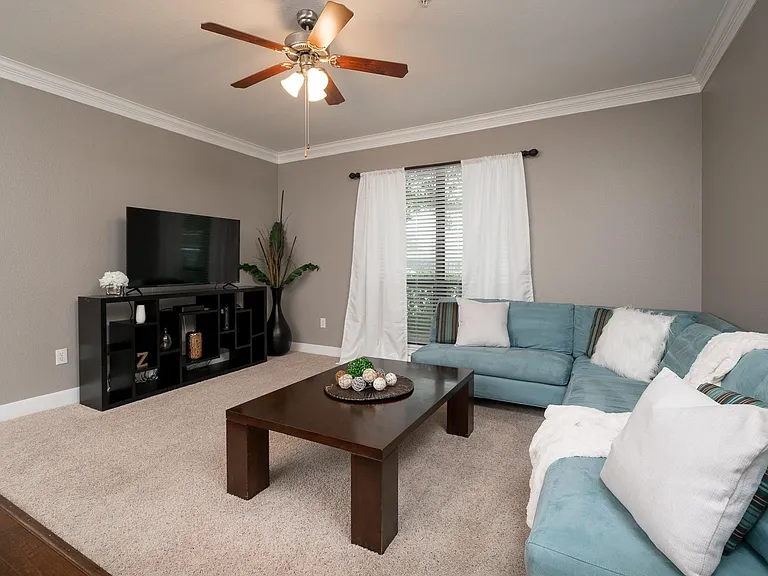 2299 Lone Star Dr #101 — Photo 4