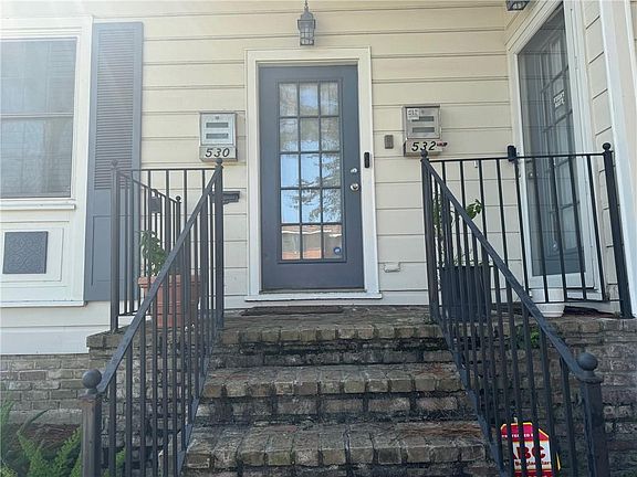 3rd image of 530 Germain St