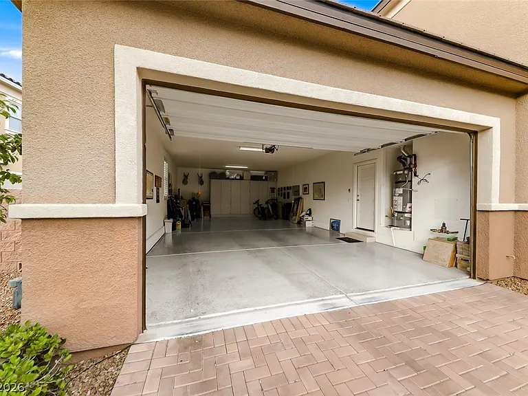 2534 Birch Hollow St — Photo 49