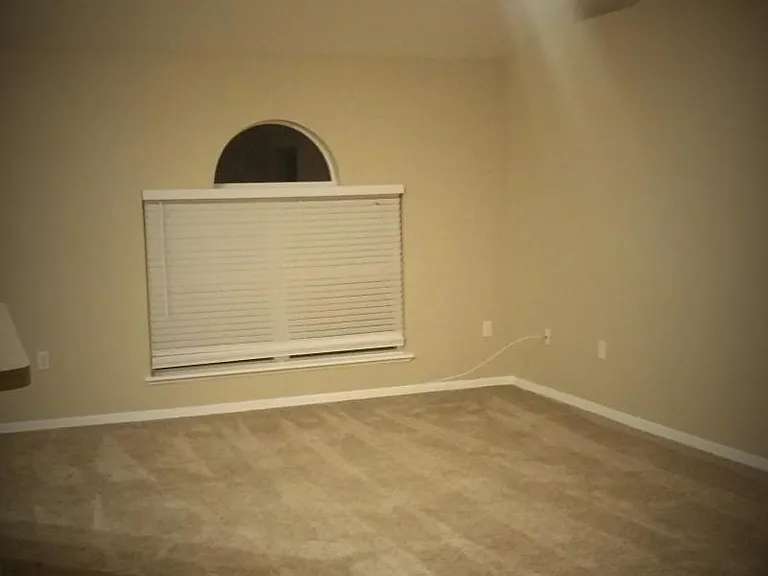 Huge Living Room!!