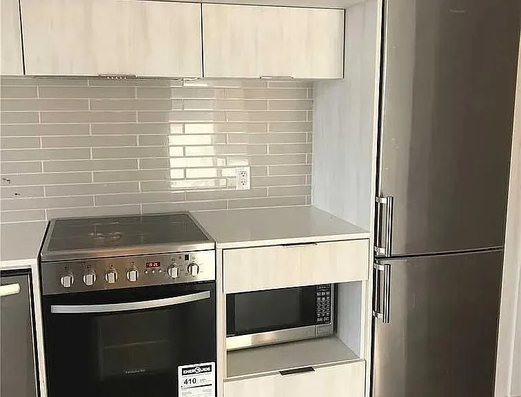 181 Dundas St E #3011 — Photo 10