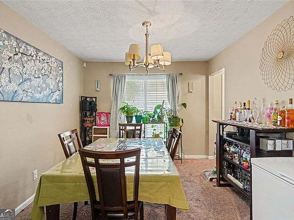 4th image of 2809 Mill Lake Way