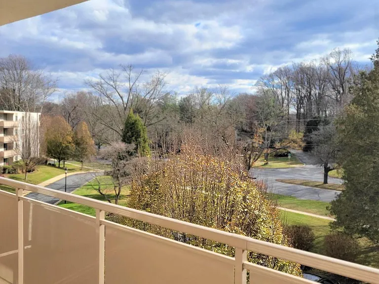 7501 Democracy Blvd — Photo 12