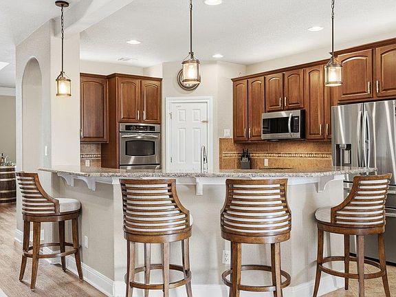 5th image of 11228 Woodland Hills Trl