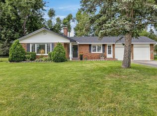 6 Terraview Heights Dr, Selwyn, ON K9L1M5