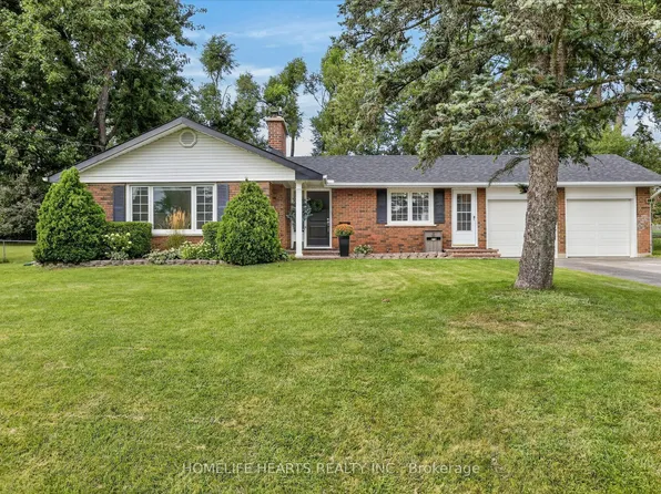 6 Terraview Heights Dr, Selwyn, ON K9L 1M5