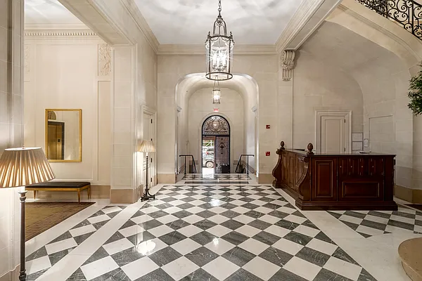 Sold by Modlin Group | media 29