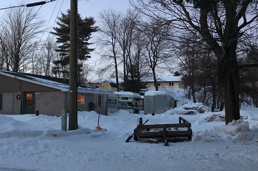 2nd image of 115 Kellogg St
