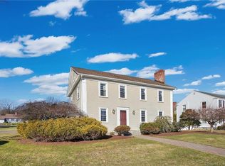 225 Highcrest Rd, Wethersfield, CT 06109