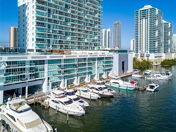 3rd image of 400 Sunny Isles Blvd Penthouse 1