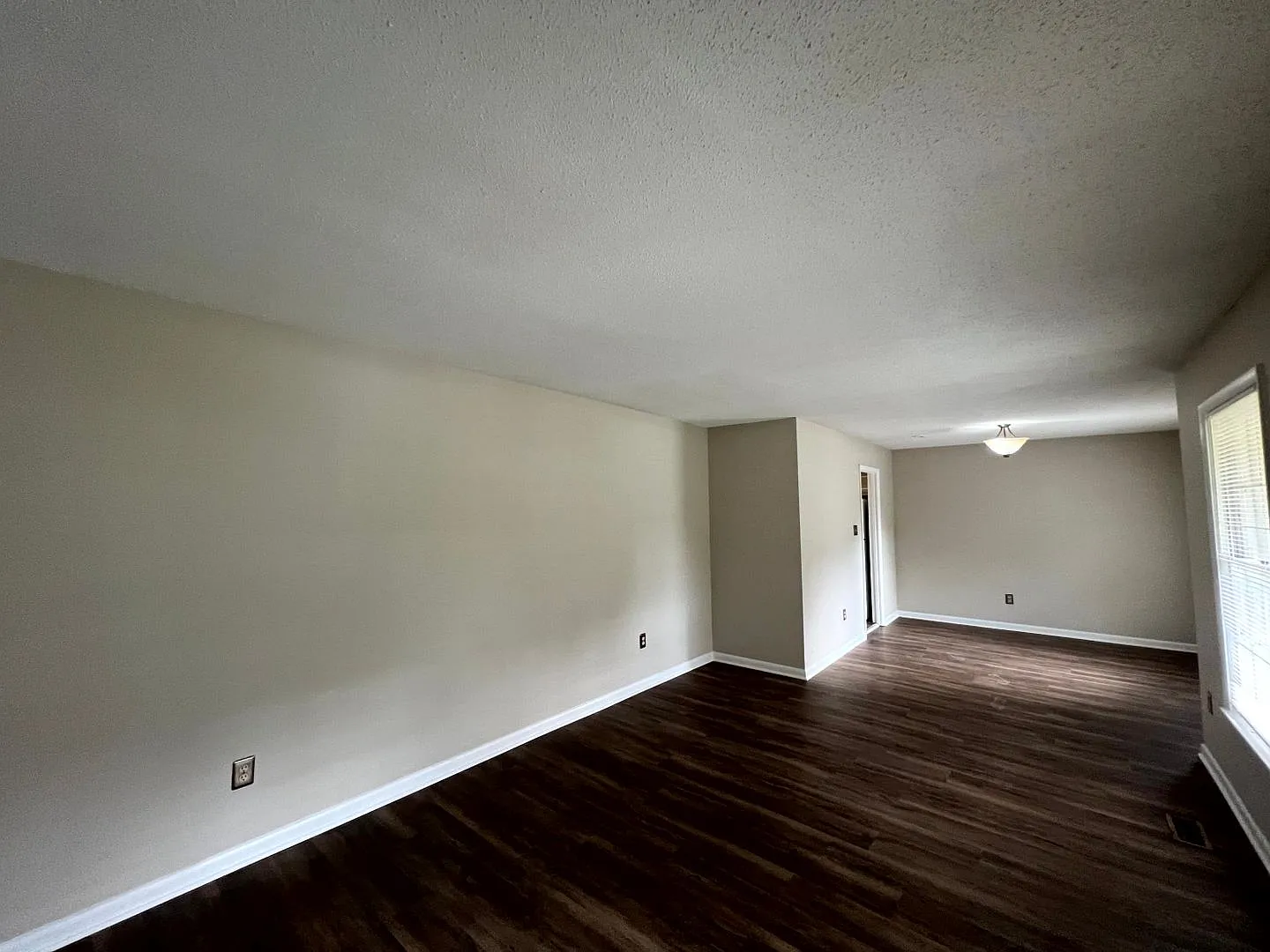 109 Deerfield Drive~ Deerfield — Photo 3