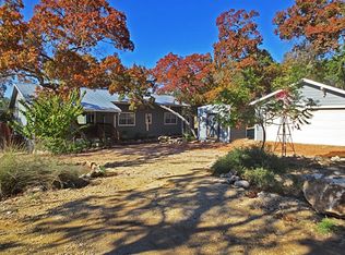 1375 Polly Peak Dr, Bandera, TX 78003