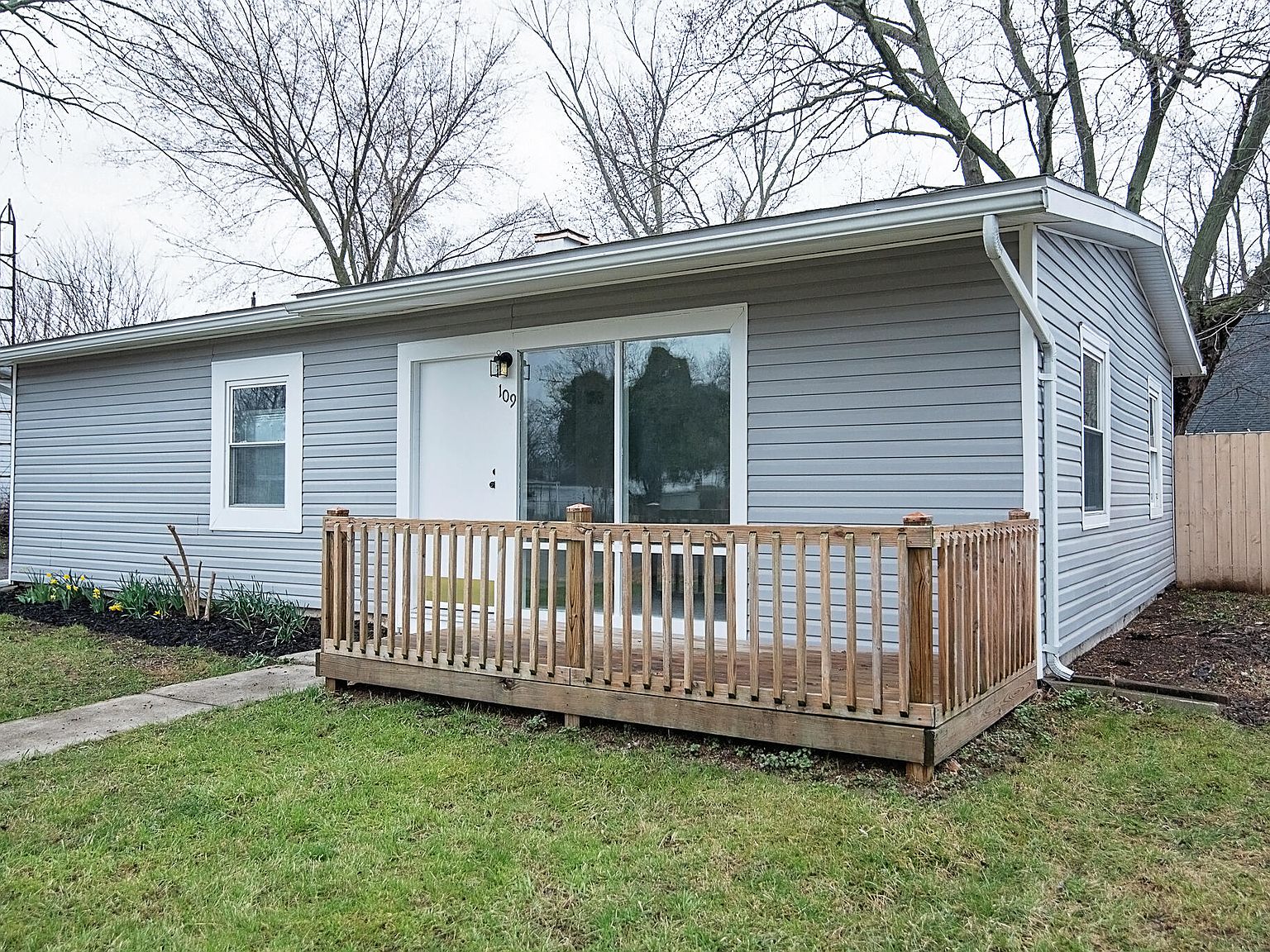 109 Galewood Dr, New Carlisle, OH 45344 Zillow