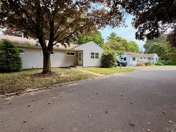 1-3 W 2nd St #4-5-7, Oswego, NY 13126