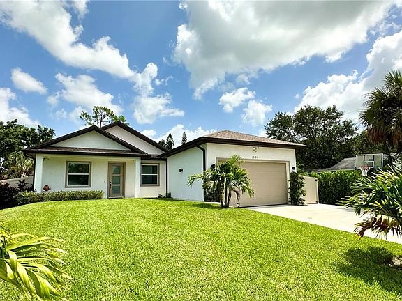 2nd image of 12125 Maiden LN