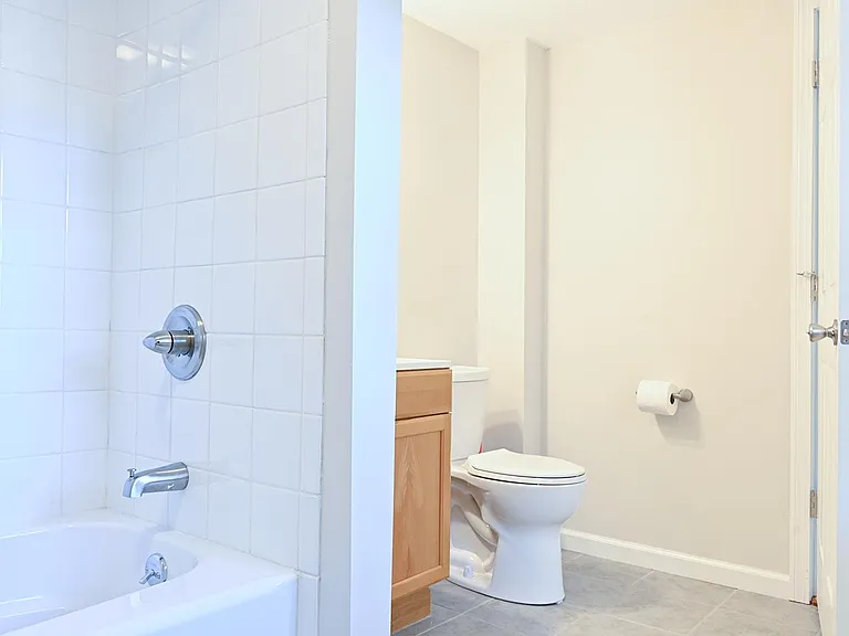 22 Chestnut St #1 — Photo 29
