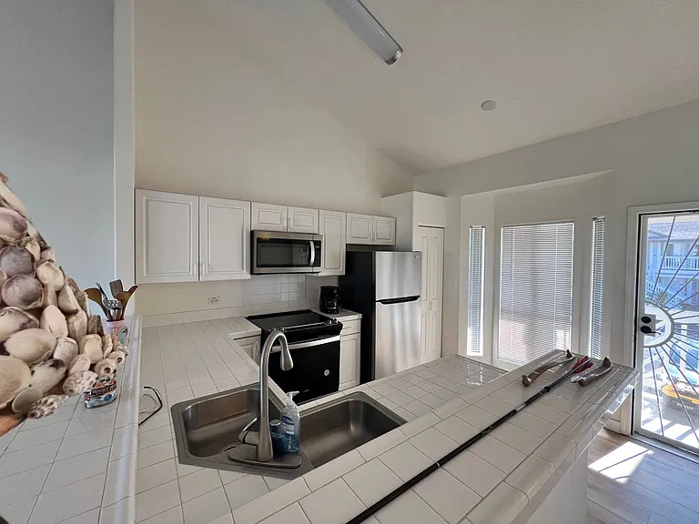 75-6081 Alii Dr #BB203 — Photo 15