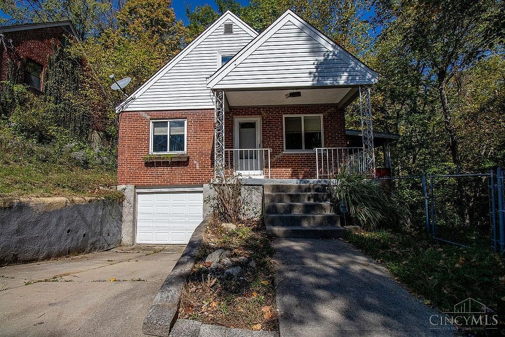 4048 Vinedale Ave, Cincinnati, OH 45205 | Zillow