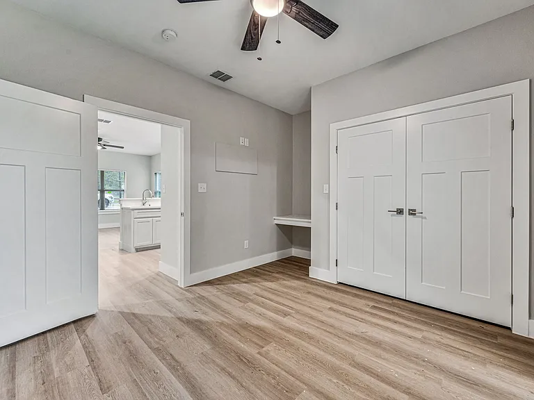 981 N Clinton St #102 — Photo 18