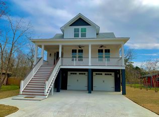 1013 E Recess Rd, Hanahan, SC 29410