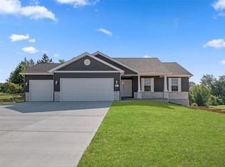 9 Comanche Ct, Troy, MO 63379