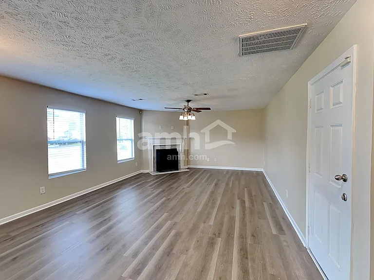 3404 Boxelder Way — Photo 7