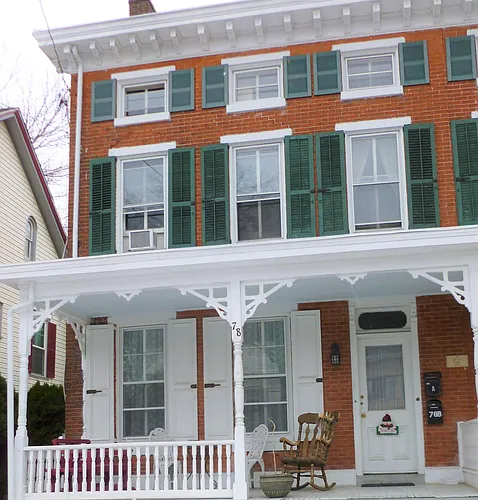 78 S Clinton St #B Photo 1