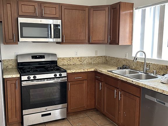2nd image of 4169 36th St