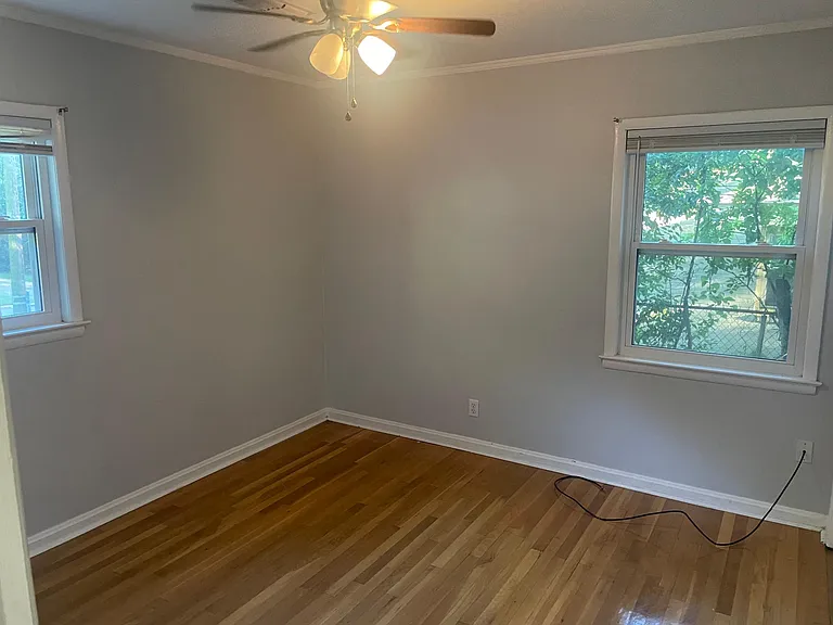 87 Kent St — Photo 10
