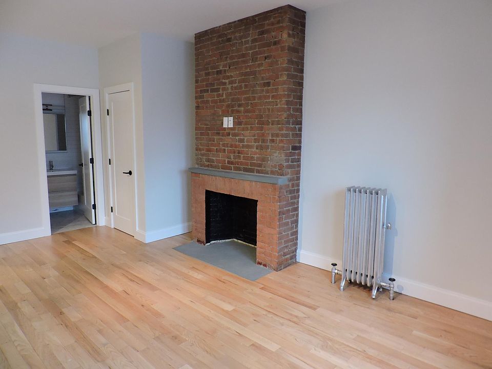 1st image of 7 E Main St #5