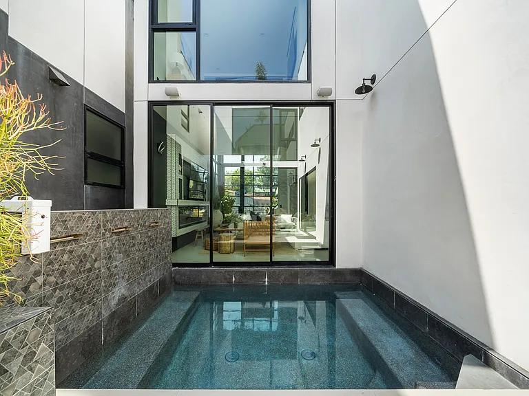 838 California Ave — Photo 44