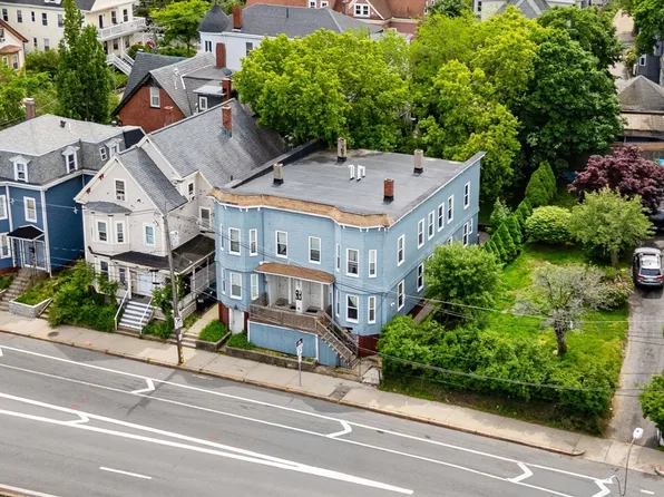 422 McGrath Hwy, Somerville, MA 02143
