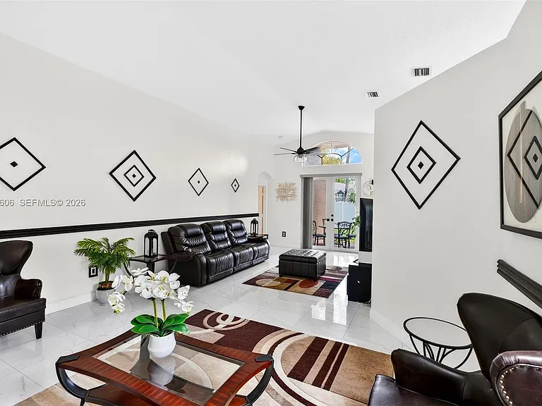 13337 SW 52nd St — Photo 9