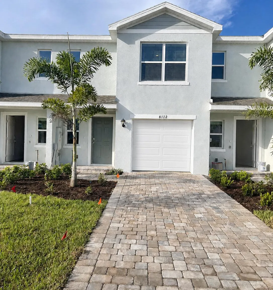 3 bed, 2.5 bath, 1463 sqft, $2,650 — Photo 2