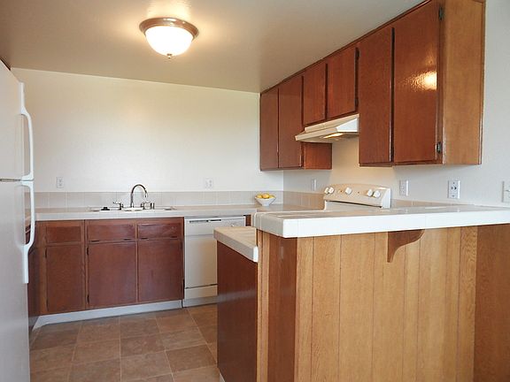 2nd image of 8633 Lemon Ave APT 10
