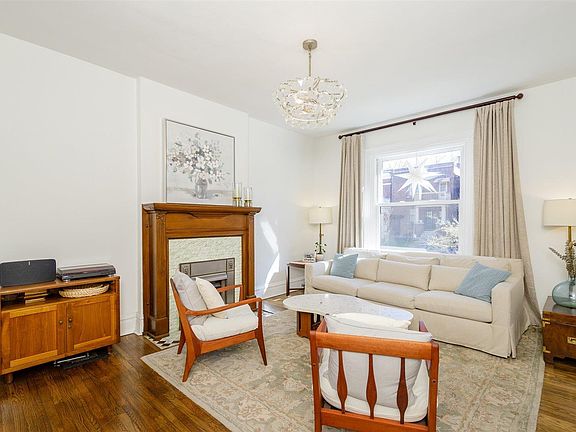 4th image of 4125 Russell Blvd