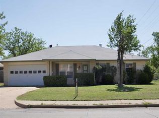 312 SW 52nd St, Lawton, OK 73505