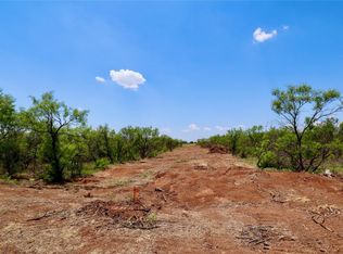 4 Springlake Dr, Wichita Falls, TX 76301