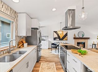 12540 SE 30th St APT B1, Bellevue, WA