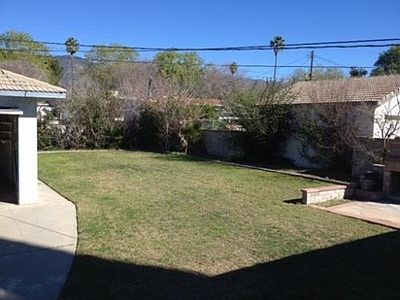 2nd image of 250 E 35th St