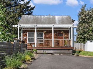 9241 SW View Point Ter, Portland, OR 97219