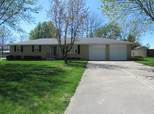 962 Dillon Rd, Seymour, MO 65746