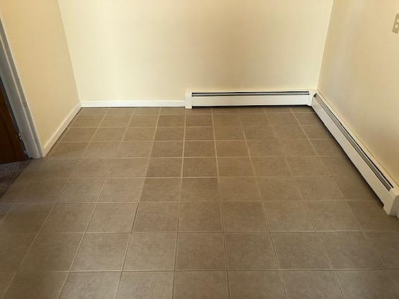 5th image of 271 Belmont Ave #4
