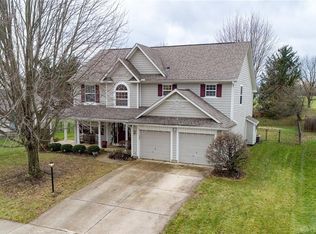 1329 Rose Lake Dr, Bellbrook, OH 45305