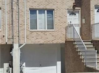 660 E 104th St, Brooklyn, NY 11236