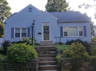 1609 Walnut St, Cedar Falls, IA 50613