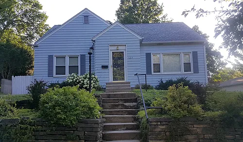 1609 Walnut St Photo 1
